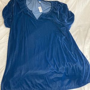 NWT. Old navy blue velvet dress